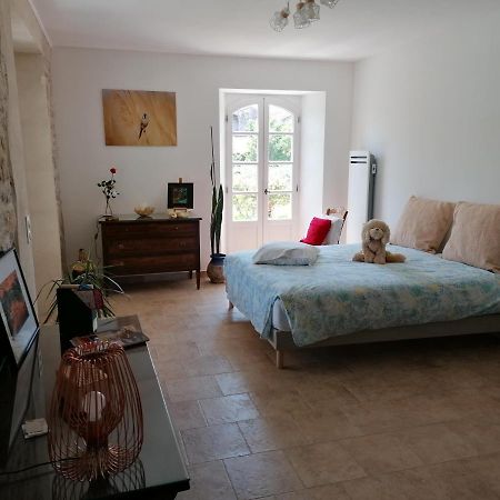 Blanchard Alain Au 8 Bd Du Temple Bed & Breakfast Saint Hippolyte du Fort Bagian luar foto